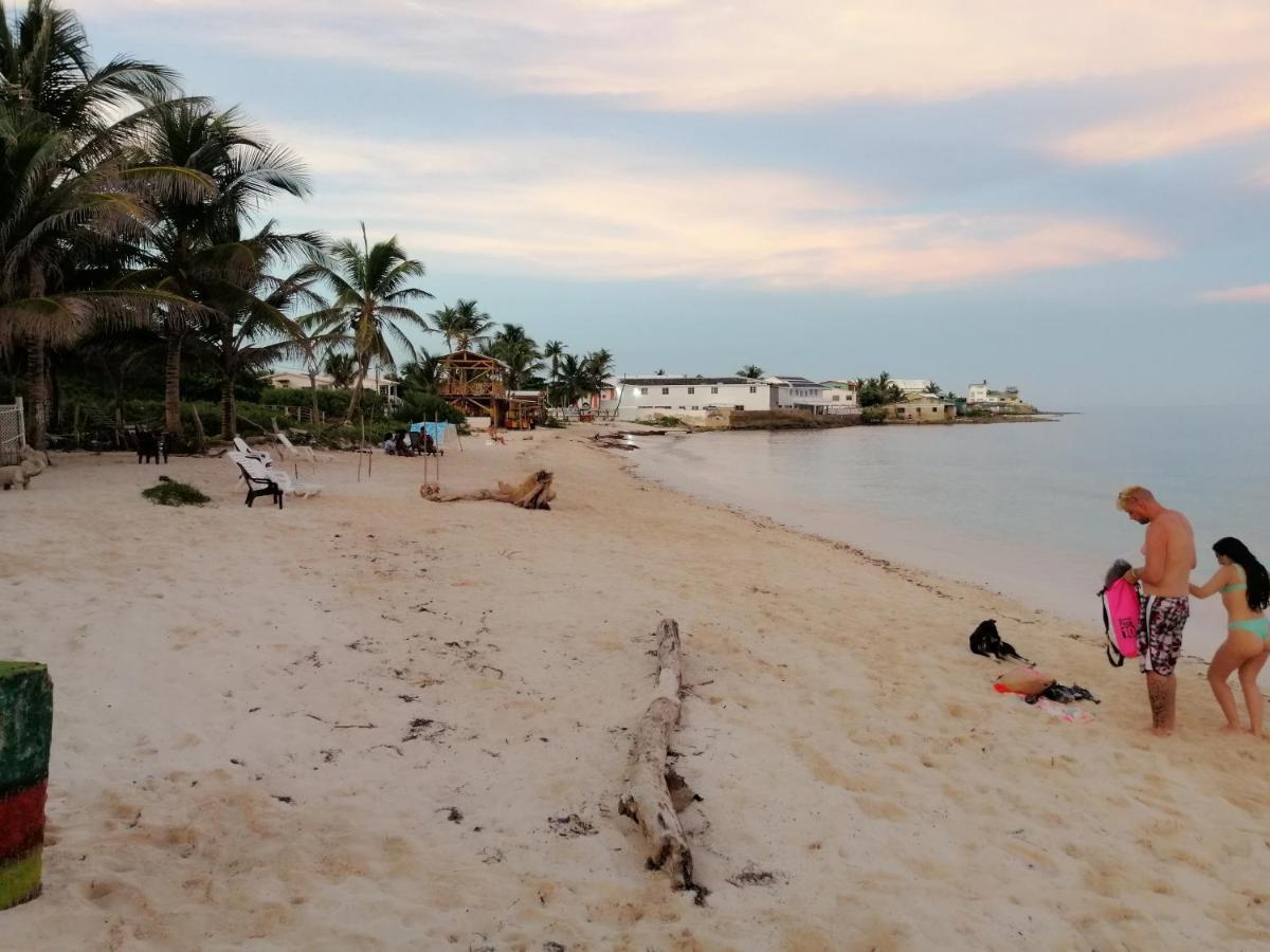 Miss Bassy'S Lodging Hotel San Andrés Esterno foto
